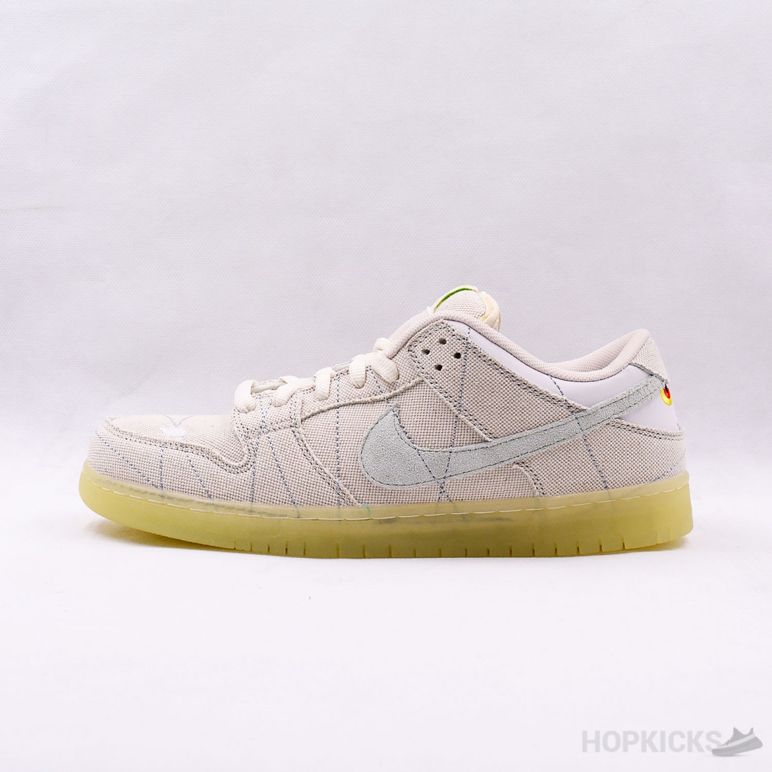 glow in the dark mummy dunks